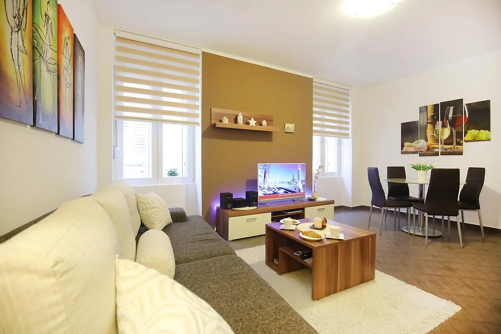 זאדאר Allegro Exclusive Suites Old Town Center קרואטיה