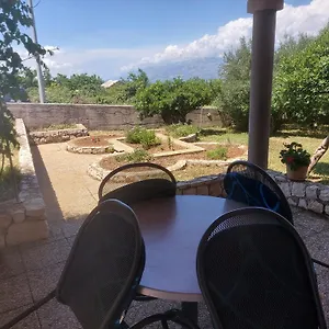 Jovici Apartment